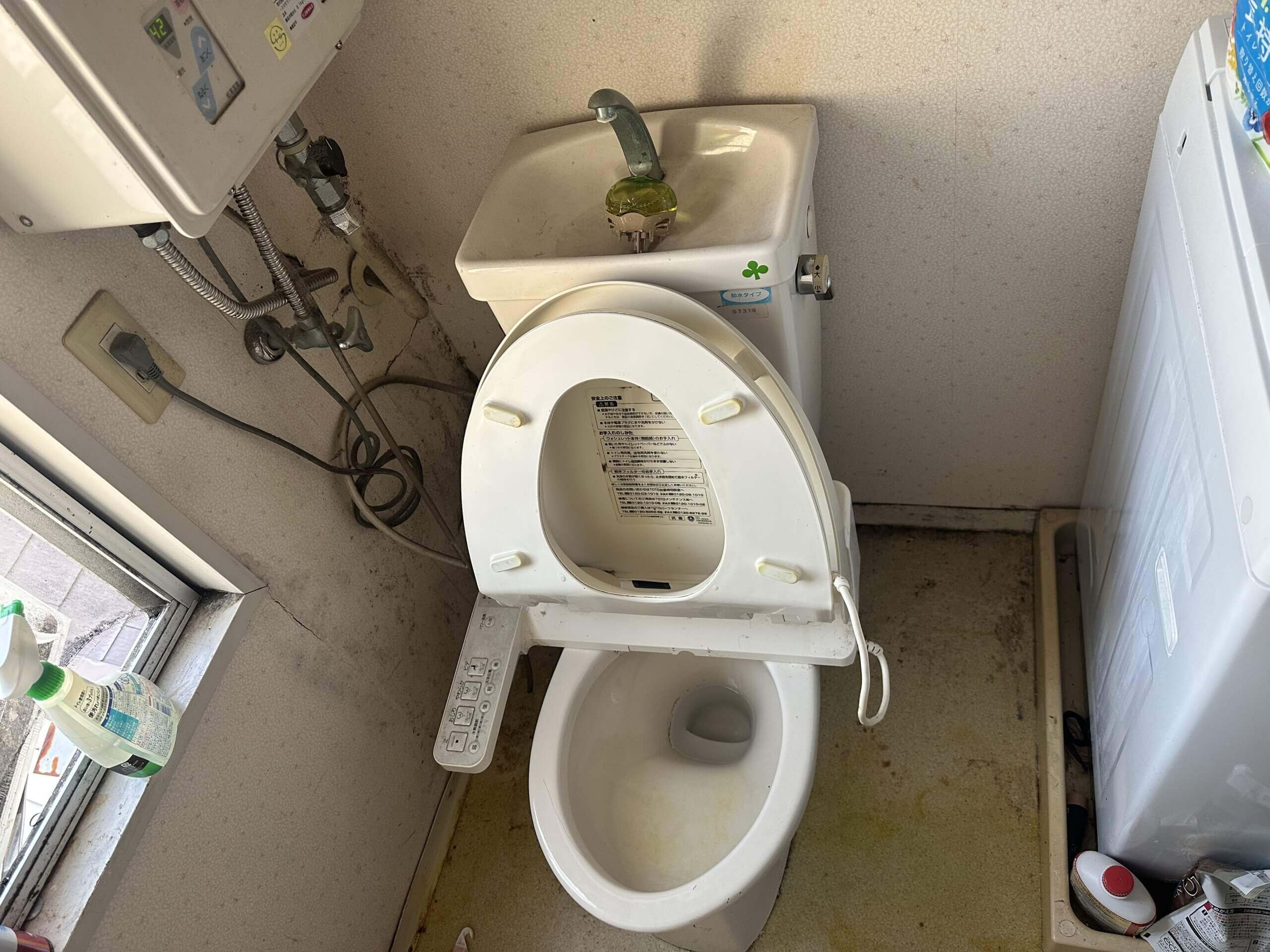トイレつまりを高圧洗浄を使って解消-東大阪市昭和町